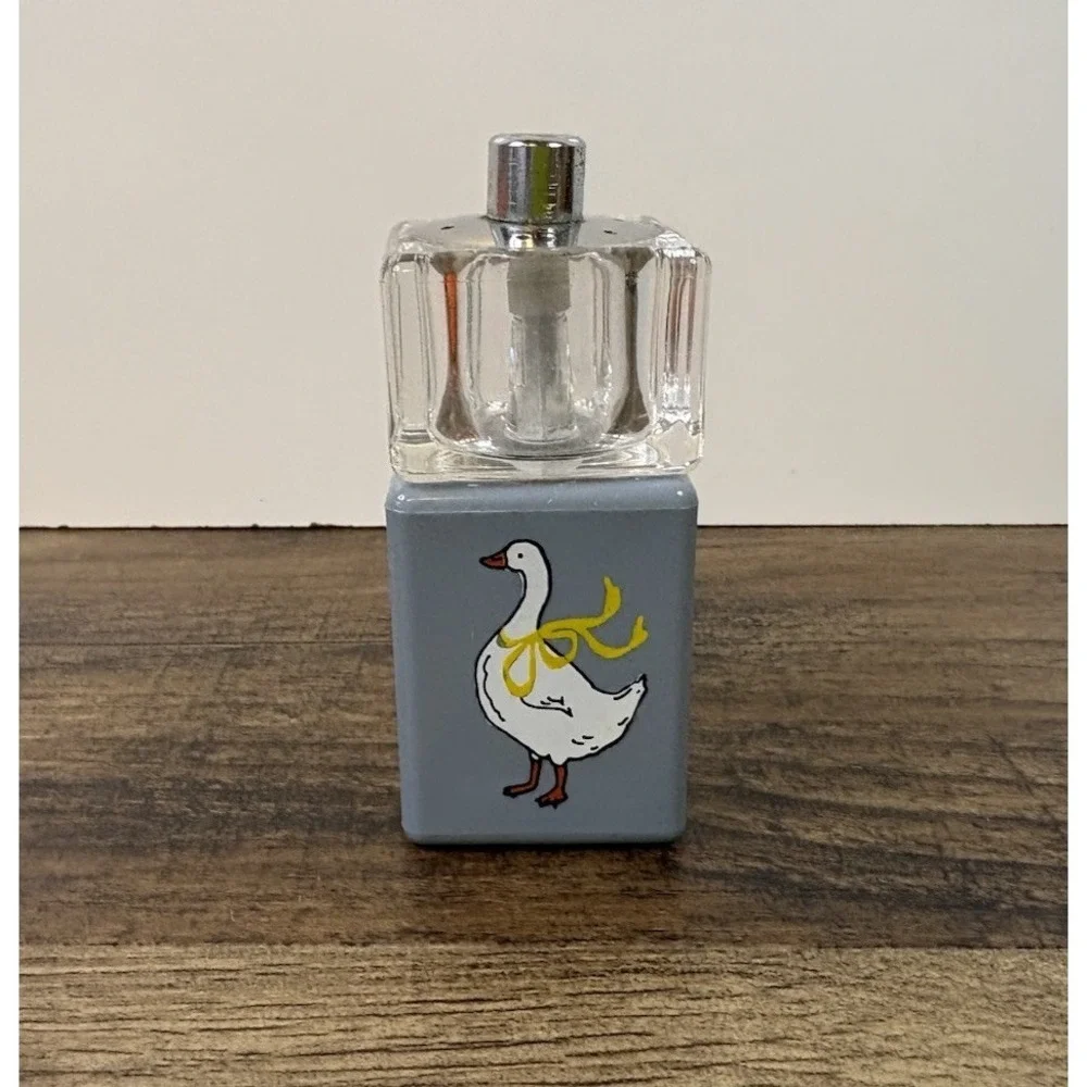 Vintage Mr. Dudley Pepper Mill Grinder & Salt Shaker Combo Goose Duck Scarf